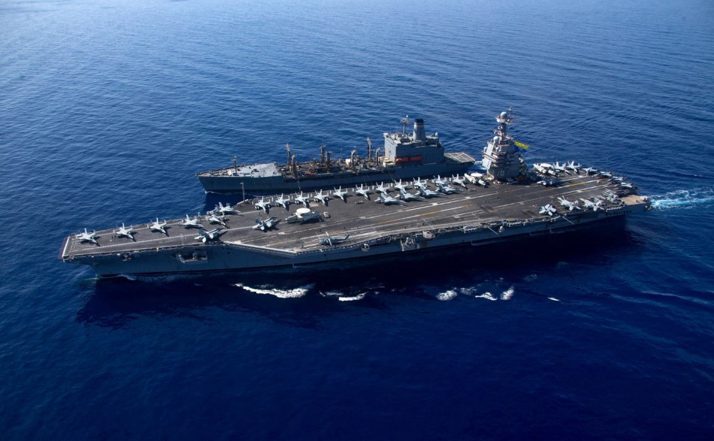 حاملة الطائرات الأمريكية تغلق أنظمة التتبع.. تحرك مريب قرب جبل طارق وسط توتر أمريكي إيراني ورصد صيني